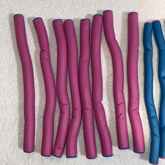 Twist foam curlers package of 18 2 sizes blue & Pink hair accessories curls - Picture 8 of 8